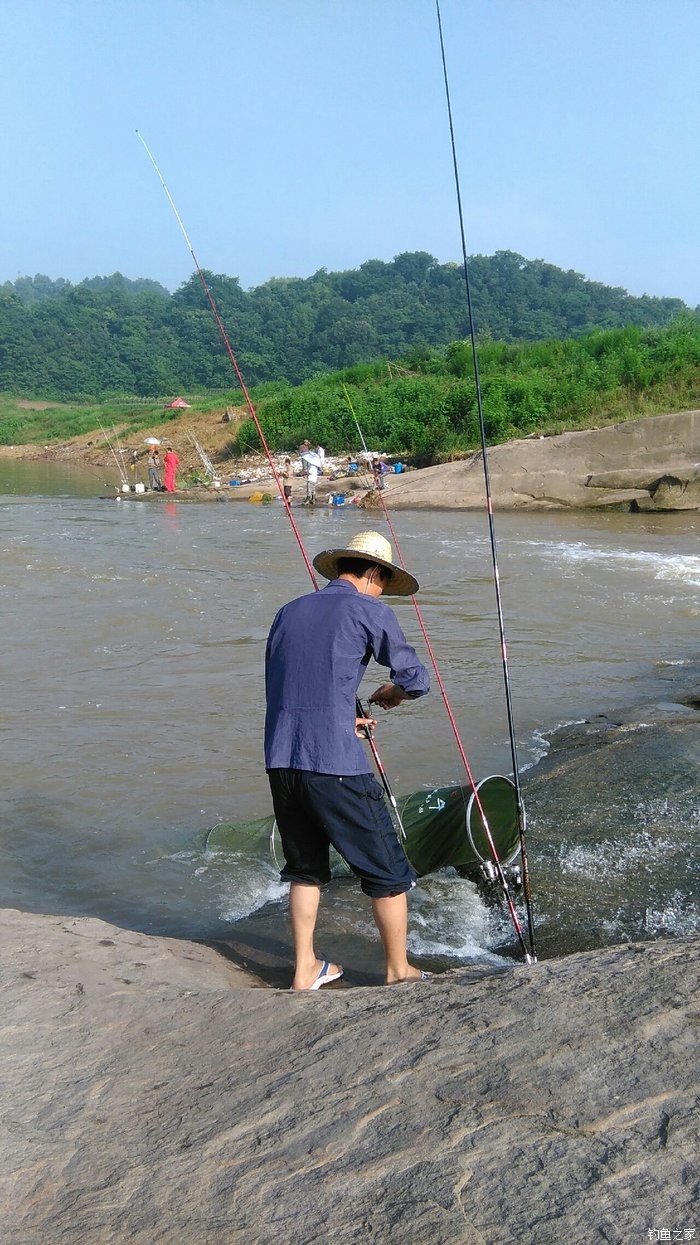 广州龙洞水库钓鱼图片