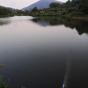 建群村腰塘钓场