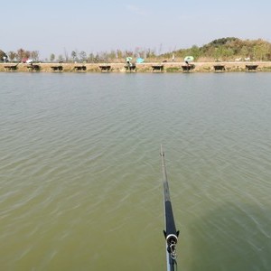 梓山湖钓鱼台