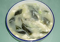 海带豆腐鲫鱼汤——家庭营养养生靓汤